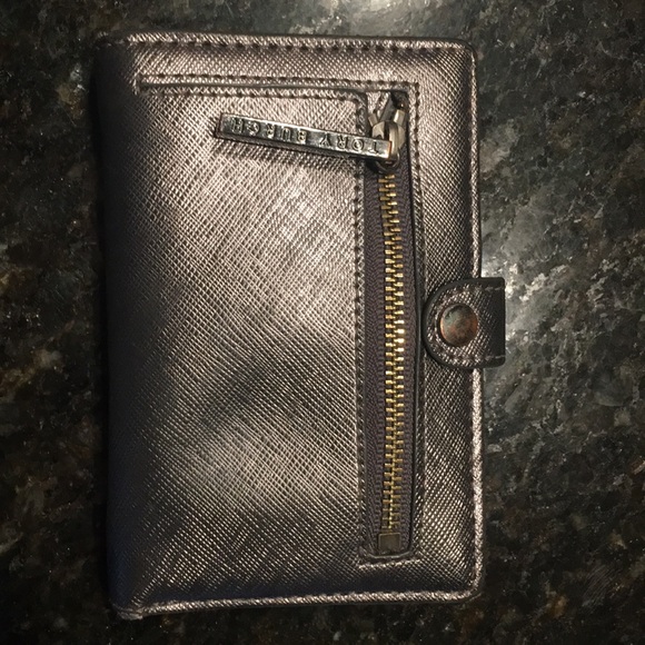 Gray/Silver Tory Burch mini-wallet - Picture 2 of 5